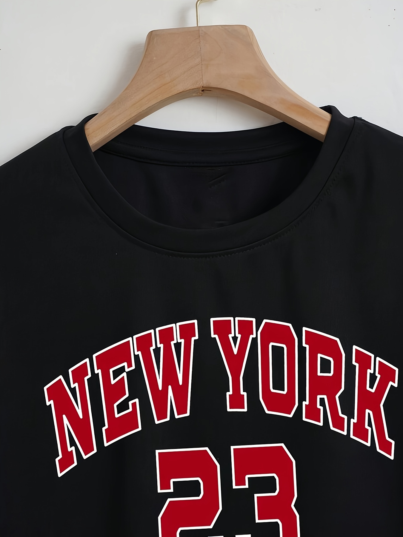 تي شيرت قصير بطباعة حروف نيويو - مراجعة Baby Clothing New York وسعره
